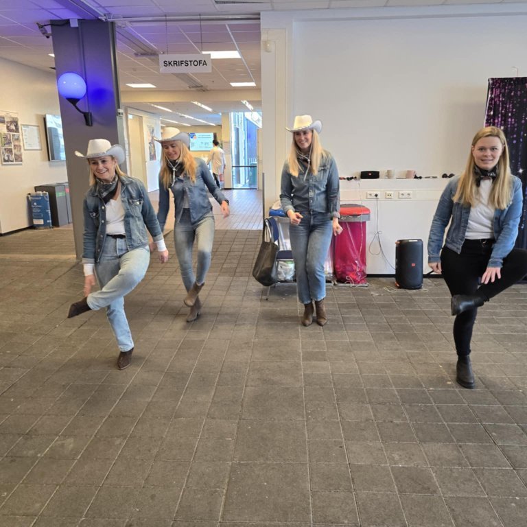 a1468350-57bc-4e9a-a5a8-0ea30f06c861