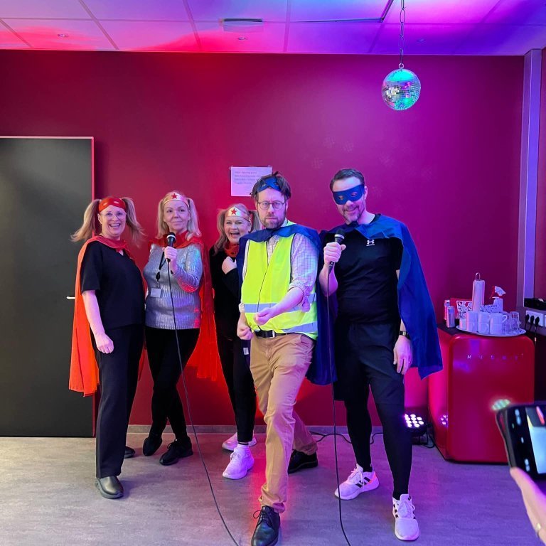 ef2f5b95-61c8-4c8e-b1e2-b7049625dfc6