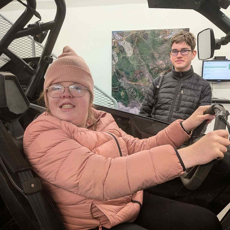 att5w40vaffdqz_84l_dmw2sqnmz4yjcnhqmcrpvzrux0i