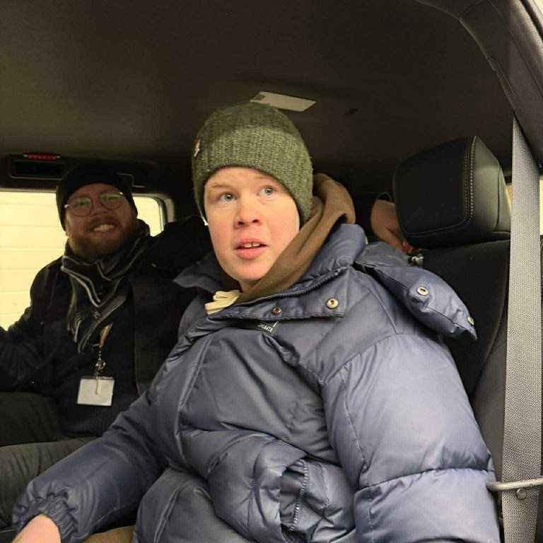 att8bzfpwxlj4bkjoumswyvmsgcrcdsn7uv7srxl-b2doq