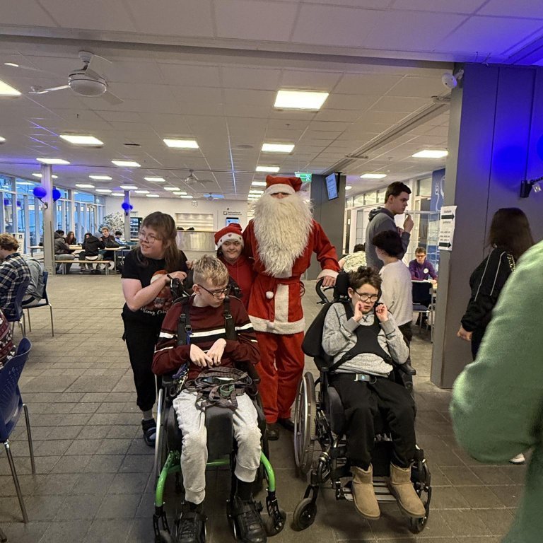 att4ytzcp5z9lvemitlauxlsmnclh1dgurpldj7rskpwis