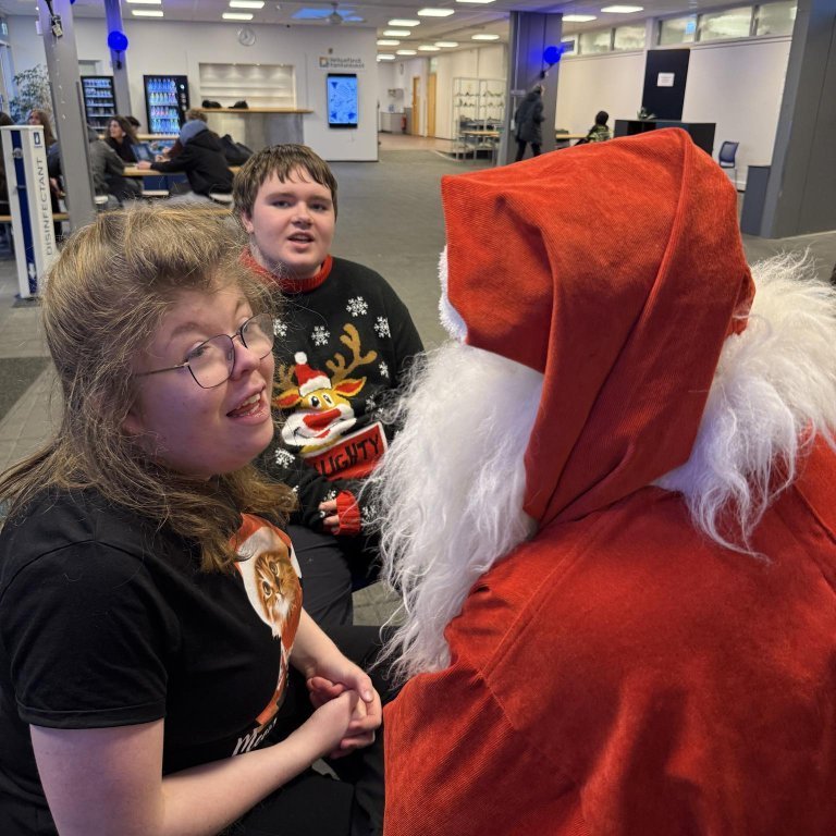 atttpak4tjyk0feiwbd4vapzo2r6pb1fbmw4b-vijmqbv4