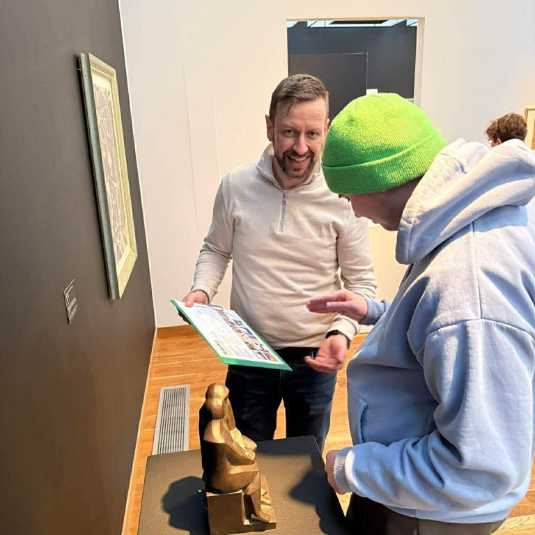 attenmqpxy2zv8m8uewwfa_eoosszm87y-nmxeefmleglm