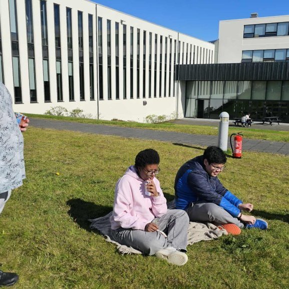 attpr5o7mljsvkisa9nujumv6tnhonbgykktyi1jdw8gqg