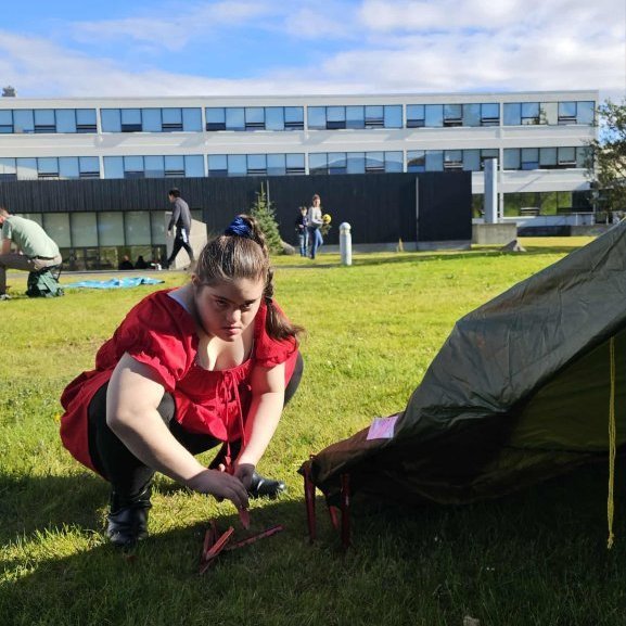 attvroh3-rm6u6rwzxvnoeciwxxgao1jbrfqcmlksifrfs