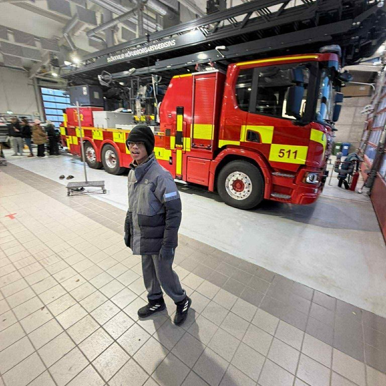 att21zt65yh-jcz2zjsukm4x5vr7zgufuxygswns-nca1a