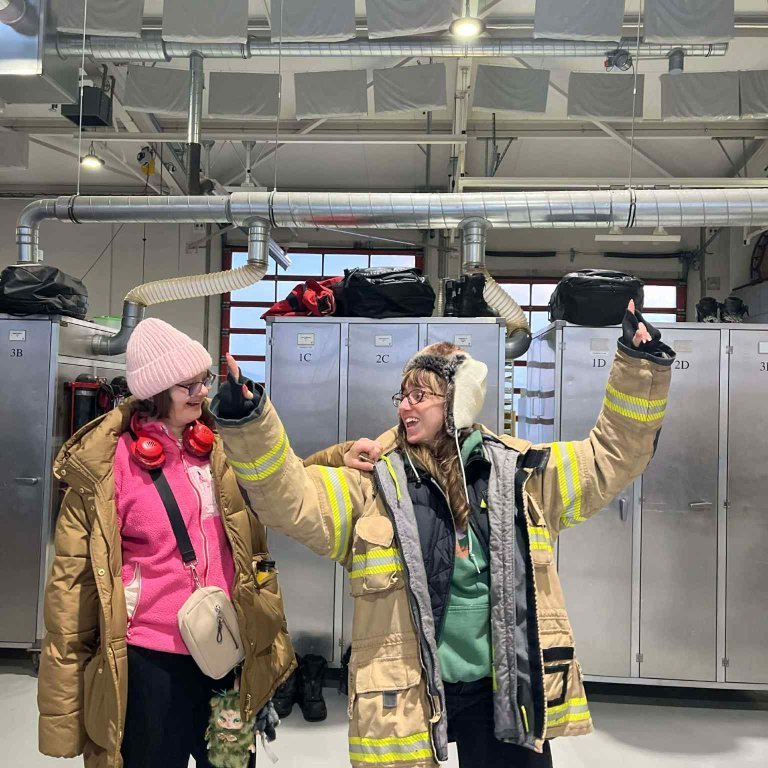 attb-v3nnuwsuggjpby2oeu9yu0k4_rdfkxm-7cgw7swum