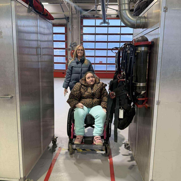 attl4pls8cfdbhqrsgdysaiwskkrouklbbylz_mf7zipyy