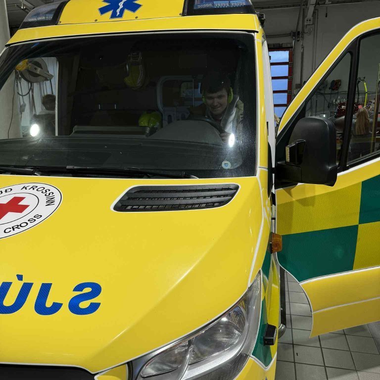 attycjngcnjrq-te27qqnrf6usqwtyn11iaukpnn952kfg