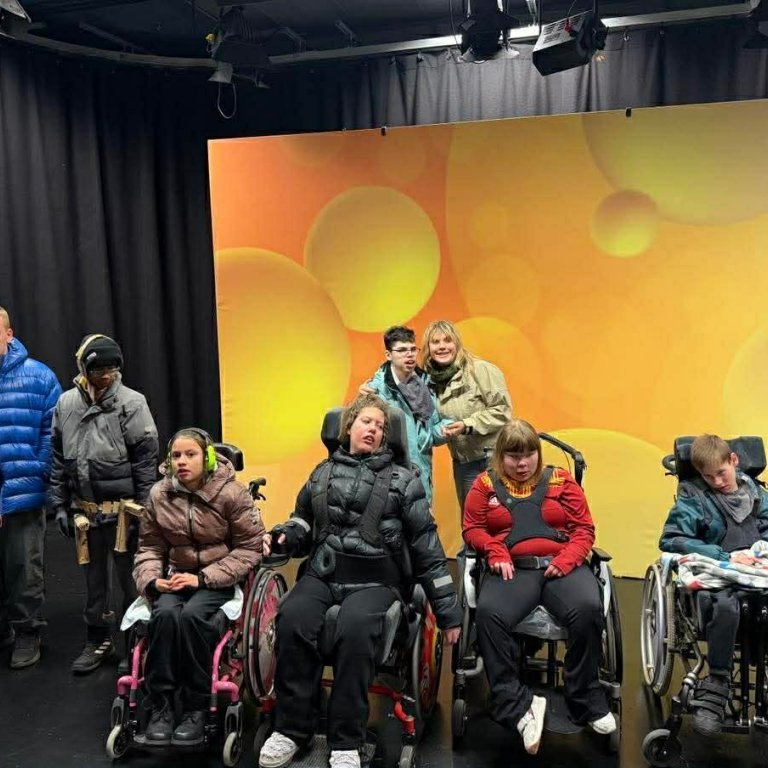 atthj0fgnk57xkdojsr3crgndxk7oefuhtufreydyrvtys