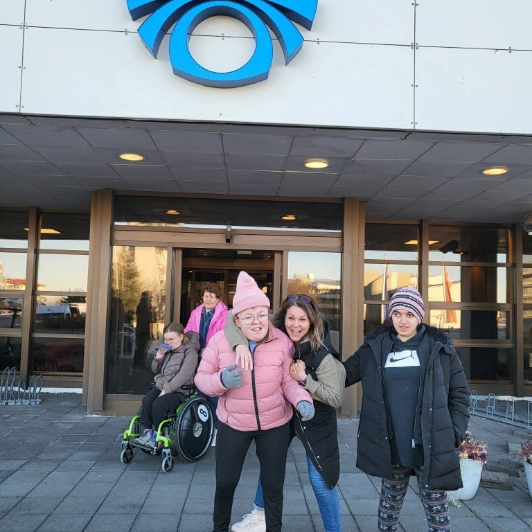 attnmq0vbmtmeoisbmi9dqkhrpalhxx1i9alrkgaxmfdvs