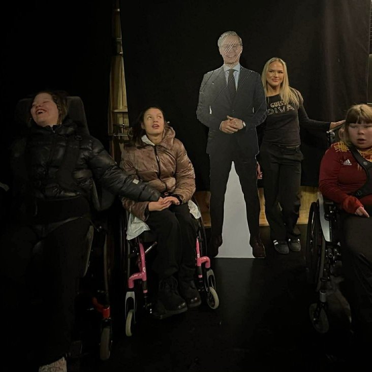 attrzvrsldalntm902oh1gwkfne4gorvnqbh8snt5qs2bi