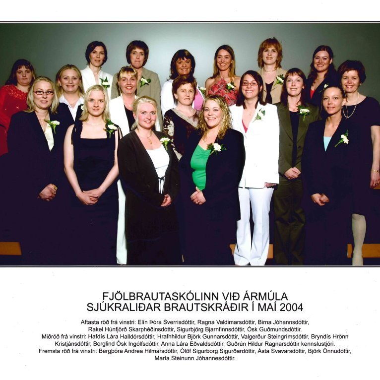 Sjúkraliðar vor 2004