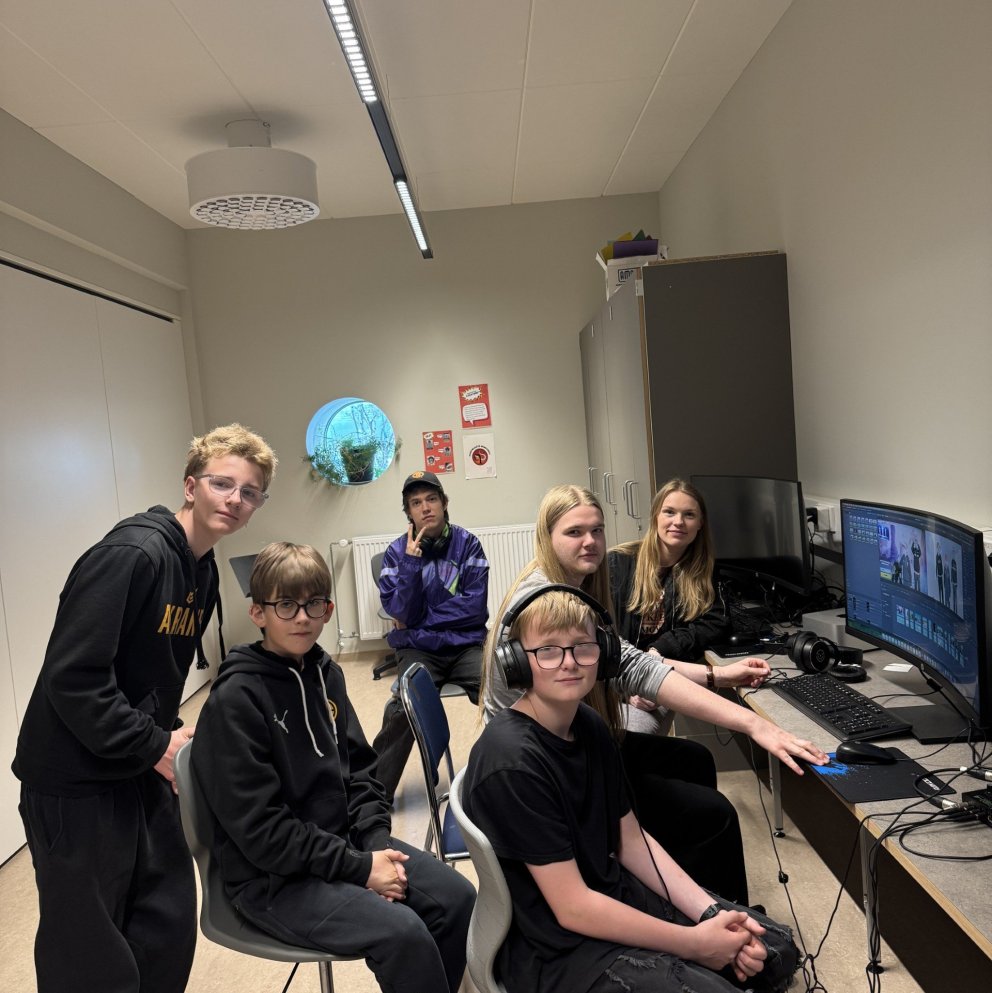 FÁ-ingar með námskeið í kvikmyndagerð í Grundaskóla