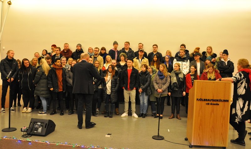 Brautskráning kl. 14 -fimmtudaginn 21.des.