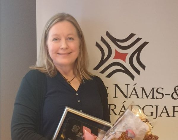 Hrönn námsráðgjafi fékk viðurkenningu