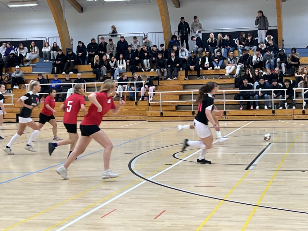 Vel heppnað fótboltamót FÁ á móti FB