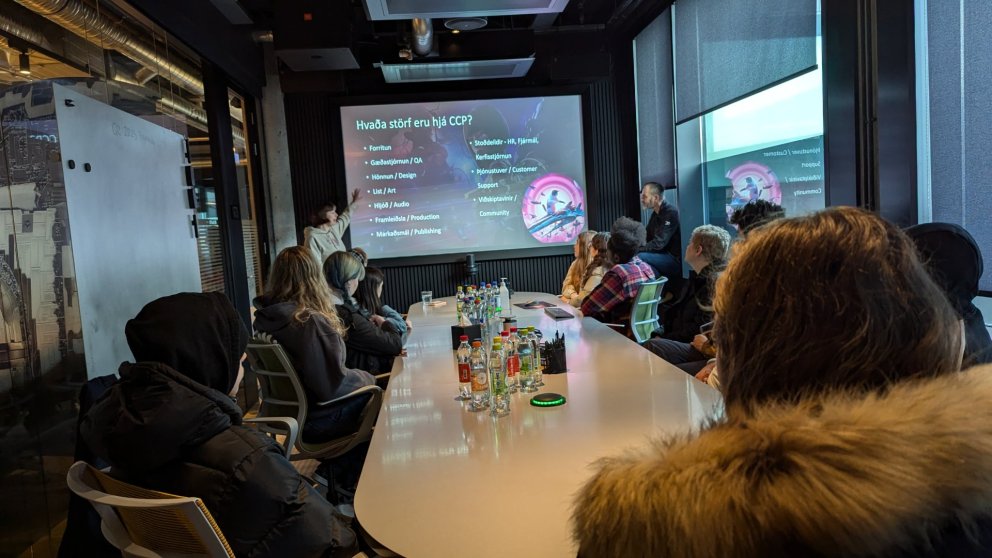 Nemendur í leikjahönnun heimsóttu CCP