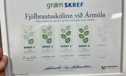 FÁ stígur grænu skrefin