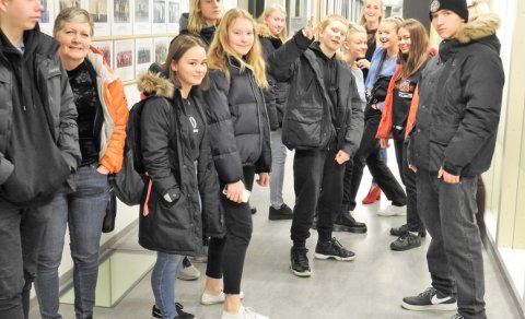 Skólar ganga um skólaganga