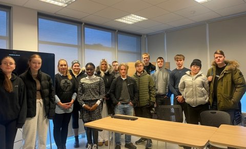 Nemar í viðskiptalögfræði FÁ heimsóttu Fangelsismálastofnun