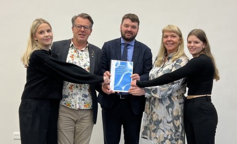 #MeeToo myndbönd frumsýnd í FÁ