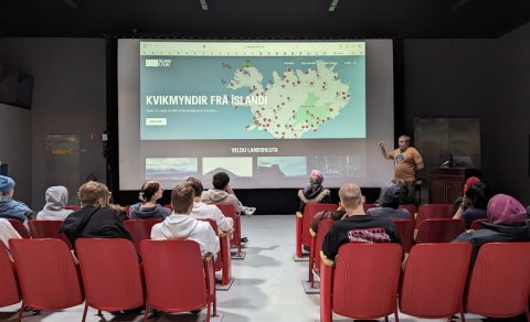 Heimsóttu Kvikmyndasafn Íslands