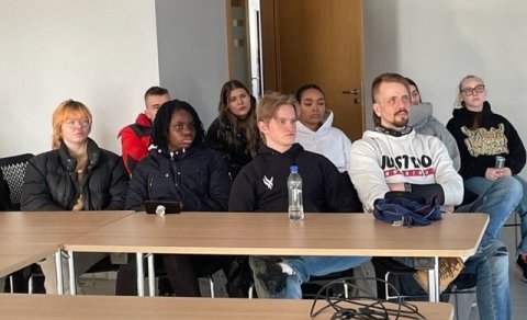 Nemendur FÁ heimsóttu Fangelsismálastofnun